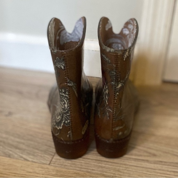 UNBRANDED Brown patterned “Wellingtons” Short Rainboots - Picture 4 of 9